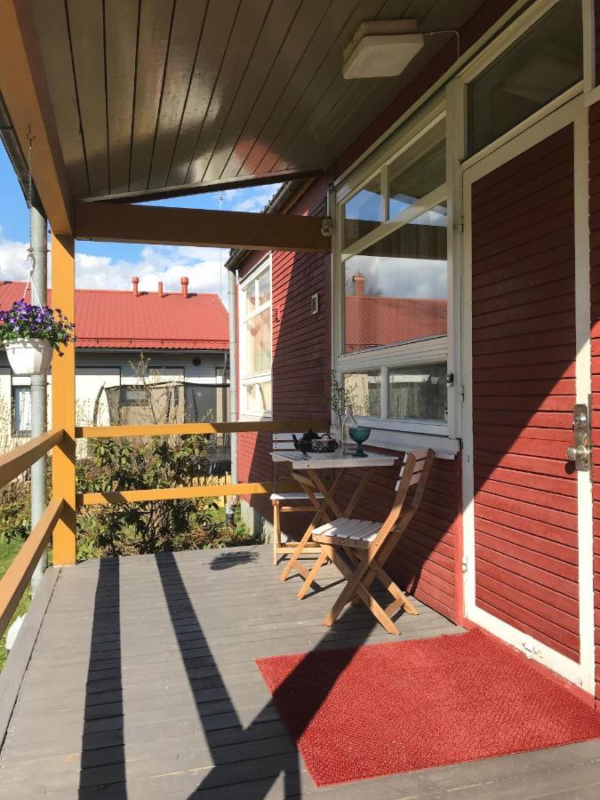 Bungalow House Flat In Rekola 33M2 Vantaa Kültér fotó