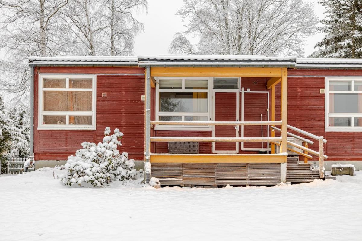 Bungalow House Flat In Rekola 33M2 Vantaa Kültér fotó