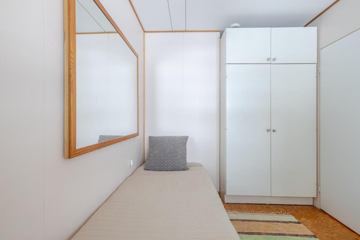 Bungalow House Flat In Rekola 33M2 Vantaa Kültér fotó